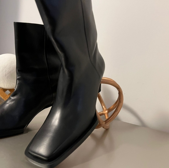 New Frame Le Brooklyn Leather Booties - Picture 6 of 7